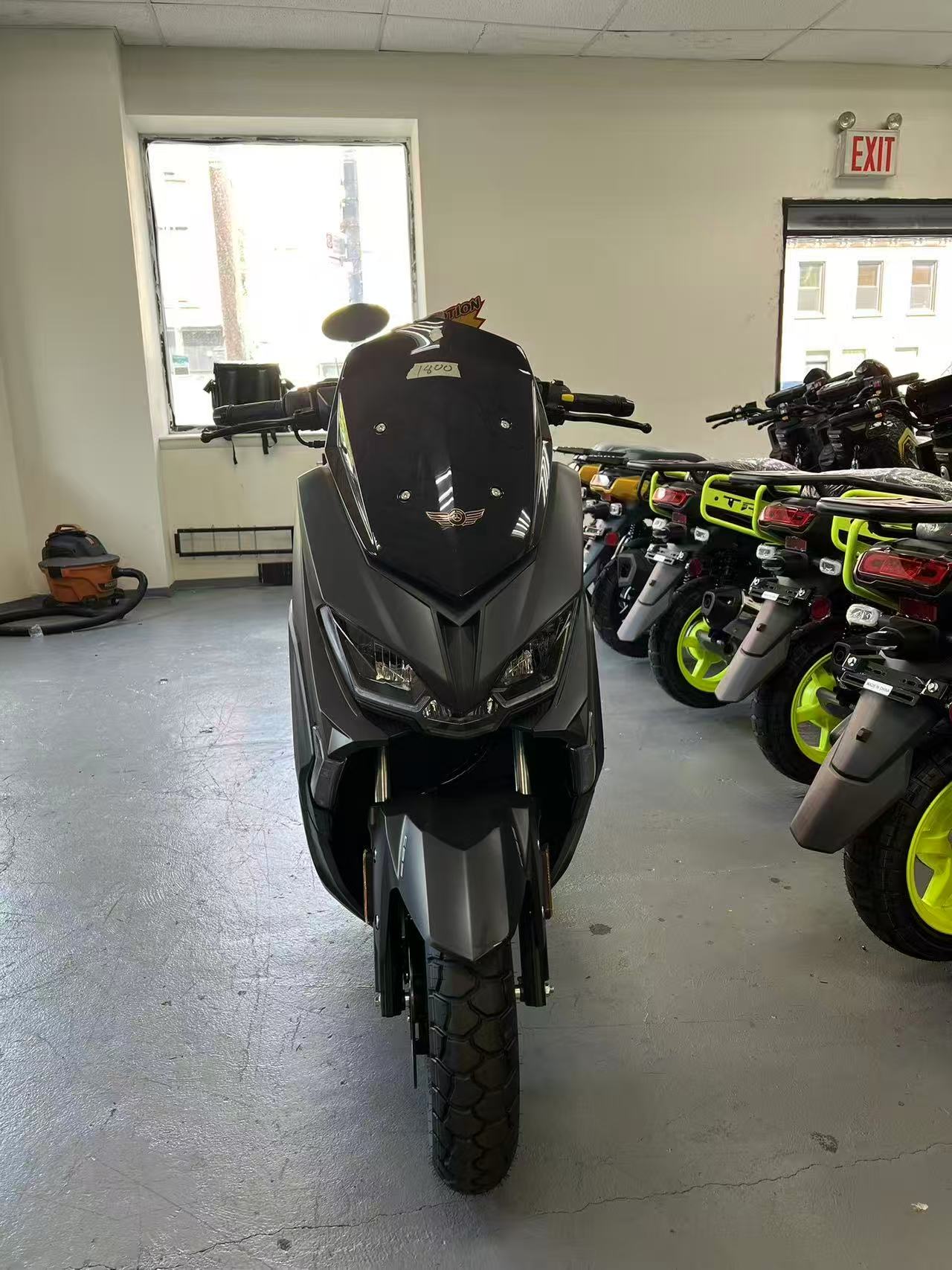 Q-Max Photo 2